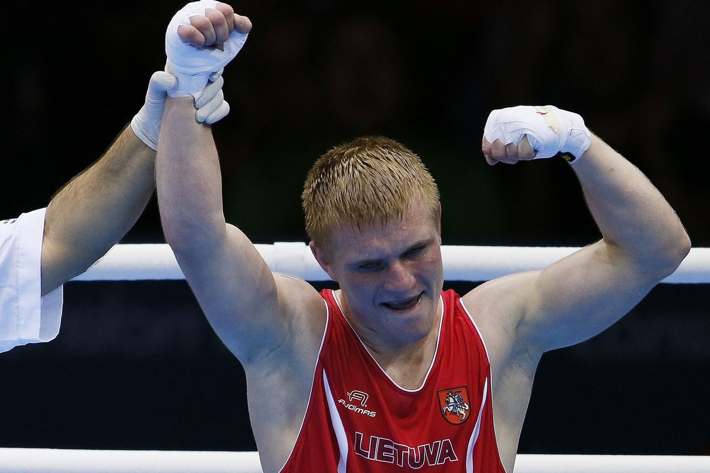 Evaldas Petrauskas 2012 metų Londono žaidynėse kovojo su šalmu.