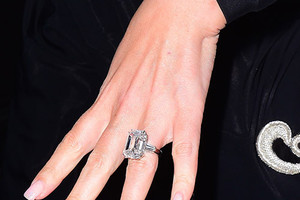 Mariah Carey planai: festivalis, labdara, vestuvės Haityje