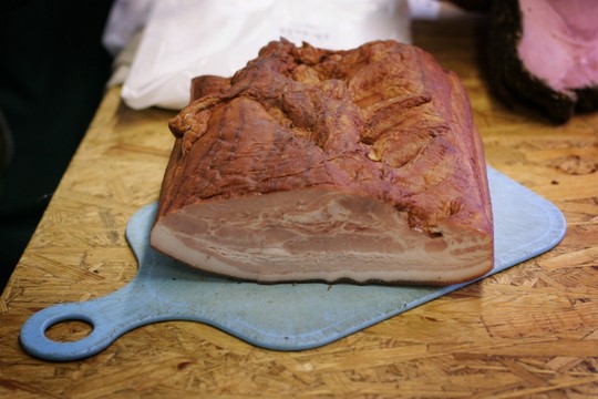 FNTT joniškietį kaltina šešėline mėsos prekyba