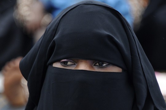 „Islamo valstybė“ rado naują žiaurų įrankį moterims kankinti