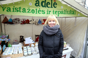 Kaziuko mugėje už prekystalio atsidūrė Gintarė Karaliūnaitė