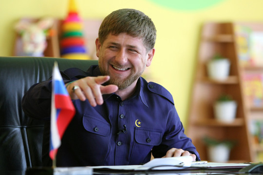 Čečėnijos kontrolė tampa nepakeliama: įvedė „moralines anketas“