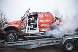 Į Lietuvą grįžęs A. Juknevičiaus visureigis turės gimti iš naujo