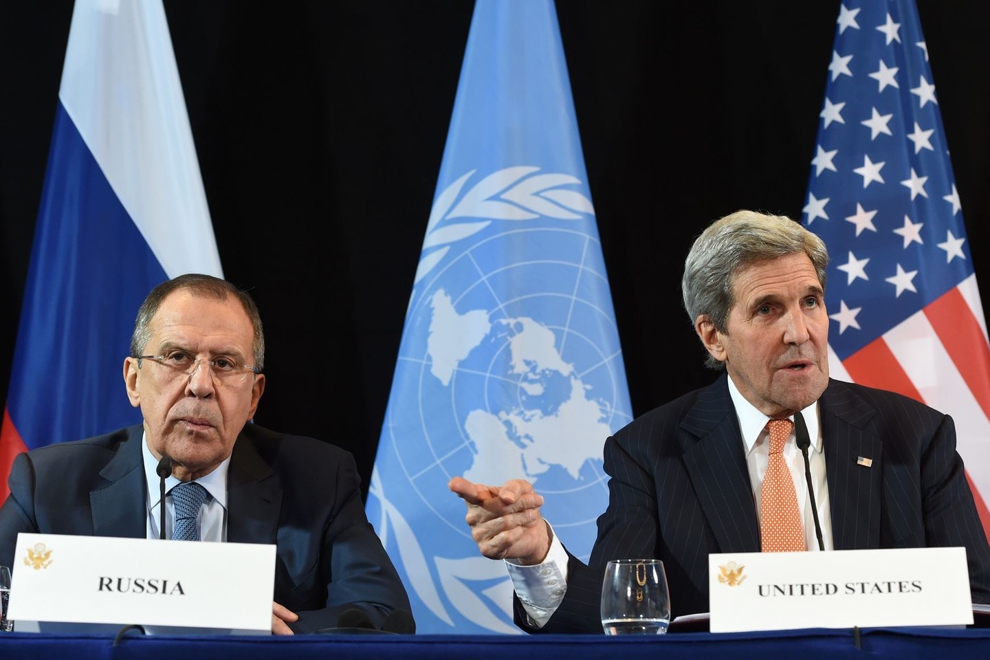 J.Kerry ir S.Lavrovas sutarė, kad kuo greičiau reikia pradėti Sirijos taikos derybas
