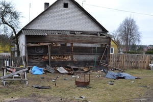 Tragedija Kazlų Rūdoje: vyrai skaldė sprogmenį kirviu