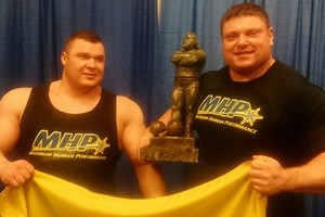 Žydrūnas Savickas triumfavo „Arnold Strongman Classic“ varžybose
