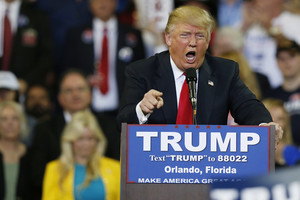 Vokietijos vicekancleris: Donaldas Trumpas kelia grėsmę taikai