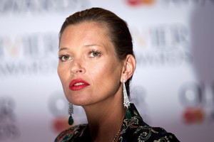 Kate Moss ir vėl įsipainiojo į narkotikų skandalą?