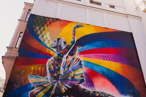 Ant Maskvos namų sienų verda politinių piešinių karas