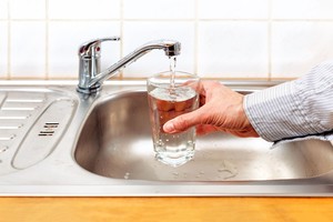 Tyras vanduo iš čiaupo džiugina vis daugiau Lietuvos gyventojų