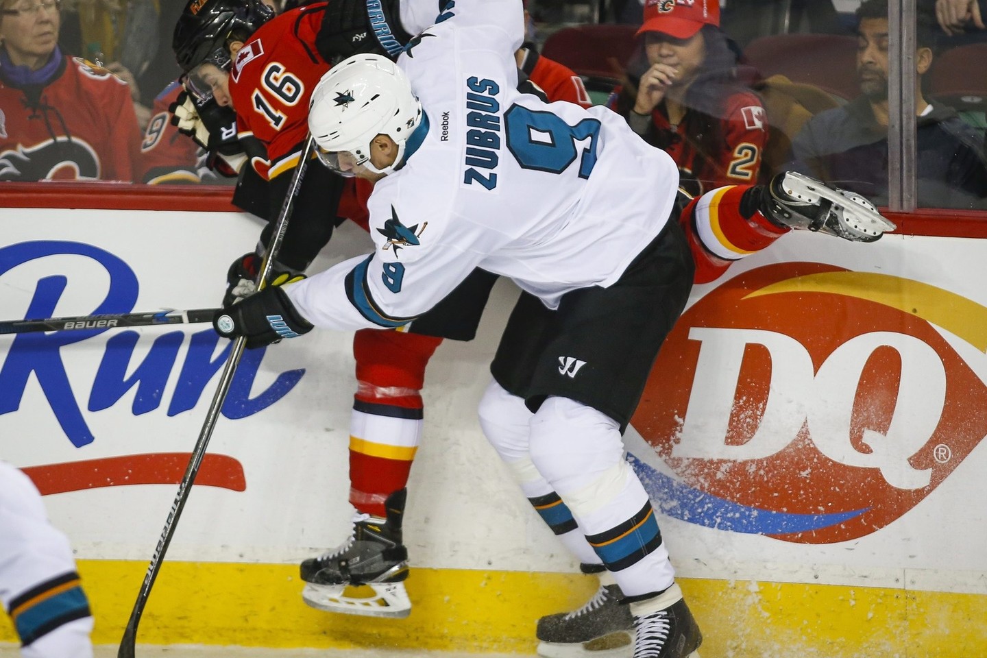 D.Zubrus su „Sharks“ įveikė „Calgary Flames“.