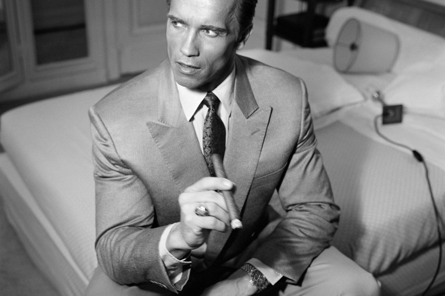 Arnoldas Schwarzeneggeris „Meurice“ viešbutyje, Paryžiuje, 1988 m.<br>J.Stoddart/Catawiki/Splash News nuotr.