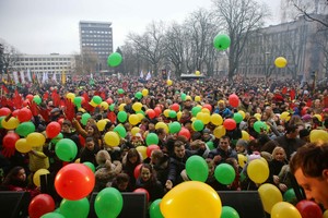 Kaune – įspūdingas trispalvis laisvės dienos šėlsmas