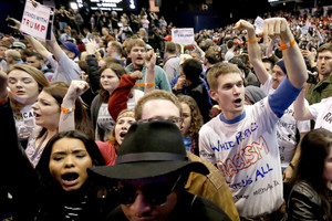 Dėl D.Trumpo gerbėjų ir priešininkų peštynių atšauktas mitingas