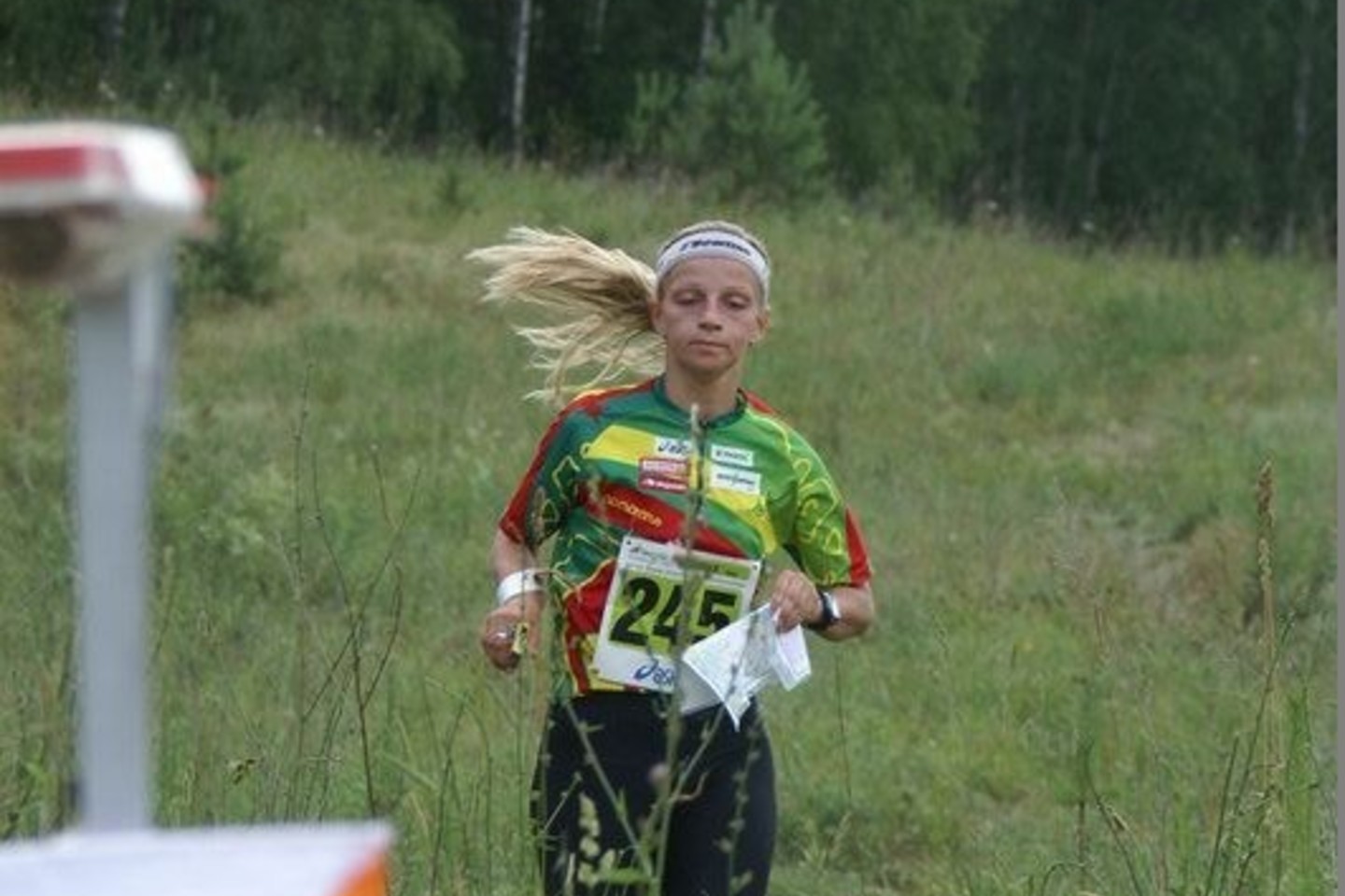 Orientavimosi sporte galima susižeisti bėgant nelygia trasa.<br>„Lietuvos ryto“ archyvo nuotr.