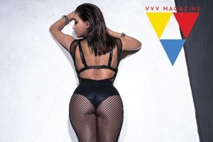 Eva Longoria įsiamžino vienoje karščiausių savo fotosesijų