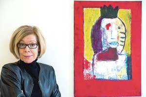 Diplomato žmona filosofė tapo kates ir obuolius