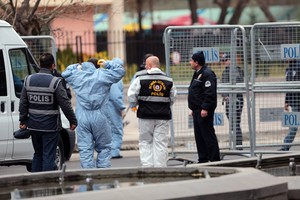 Išpuolį Ankaroje galėjo įvykdyti moteris