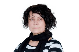 Apie Aistę Pilvelytę ir chamus eteryje