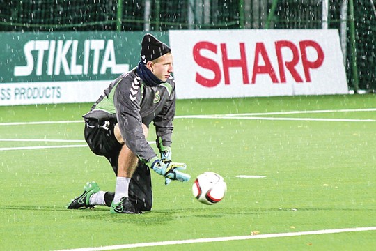 Dėl vartininko iš Lietuvos ir šimtų tūkstančių eurų – peštynės