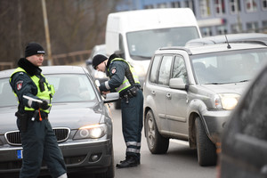 Atsisakiusiems pūsti į alkotesterį – neregėto dydžio bausmė