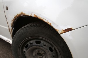 Keičiantis orams barstoma druska vairuotojams kelia šiurpą