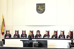 Prezidentė puola, bet gauna grąžos