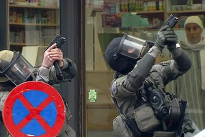 „Mes jį sučiupom!“: suimtas Paryžiaus atakų dalyvis S.Abdeslamas