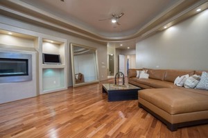 Žinoma dainininkė ieško naujų šeimininkų savo svajonių namui