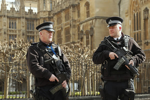 Į teroro išpuolį telekomunikacijų bendrovės reagavo garbingai