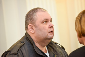 Tankistas prie televizijos bokšto šaudė iš tuščio vamzdžio?