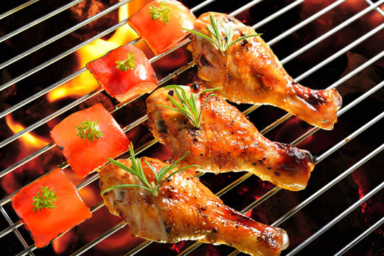 Šefo gudrybės, kad grilyje kepta vištiena būtų sultinga ir skani