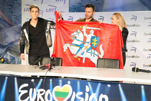 Donato Montvydo palaikymo koncerte dainuos ir kitos žvaigždės