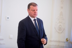 Seimas renkasi į neeilinį posėdį, kviečiasi S. Skvernelį