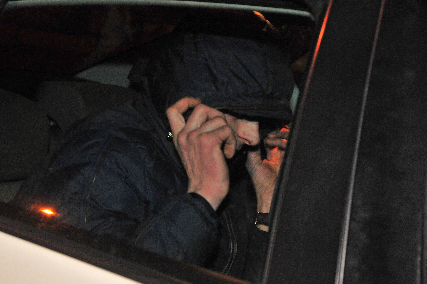 „Peugeot 206“ į alkotesterį įpūtė 0,90 prom., o jo sesuo negalėjo suprasti, kas negerai.<br>A.Vaitkevičiaus nuotr.