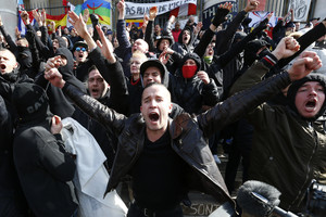 Teroro Briuselyje aukų minėjime – nacių šūkiai ir pirotechnika