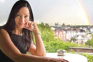 Dėlių terapiją taikanti lietuvė išgydo net sunkiausius ligonius