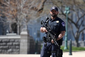 JAV Kapitolijuje – susišaudymas, sužeista moteris