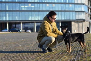 Vyro staigmena darbe paliko moterį be žado