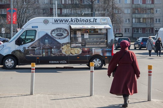 Vilniuje leista maistu prekiauti užkandinėse „ant ratų“