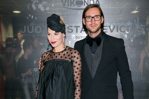 Balerina Simona Paciukonytė ant rankų jau sūpuoja kūdikį