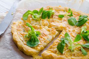 Visų išgirtas svogūnų pyragas, kuris niekada neatsibosta