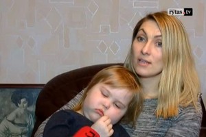 Mažajai Evutei – dar viena nelaimė, artimieji prašo maldos