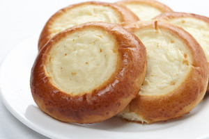 Mielinės bandelės su varške: visi griebs, kol dar yra