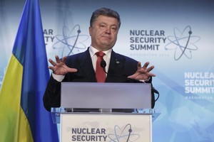 Prezidento pastangos apsaugoti savo turtą priblokš ukrainiečius