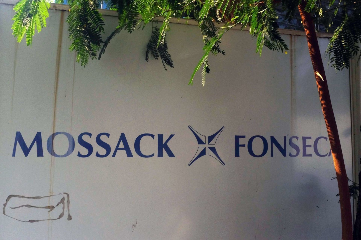 „Panamos dokumentuose“ – vidiniai duomenys iš Panamoje veikiančios „Mossack Fonseca“ kompanijos, kuri yra viena didžiausių verslo valdymo ofšoruose įmonių pasaulyje.<br>AFP/Scanpix nuotr.