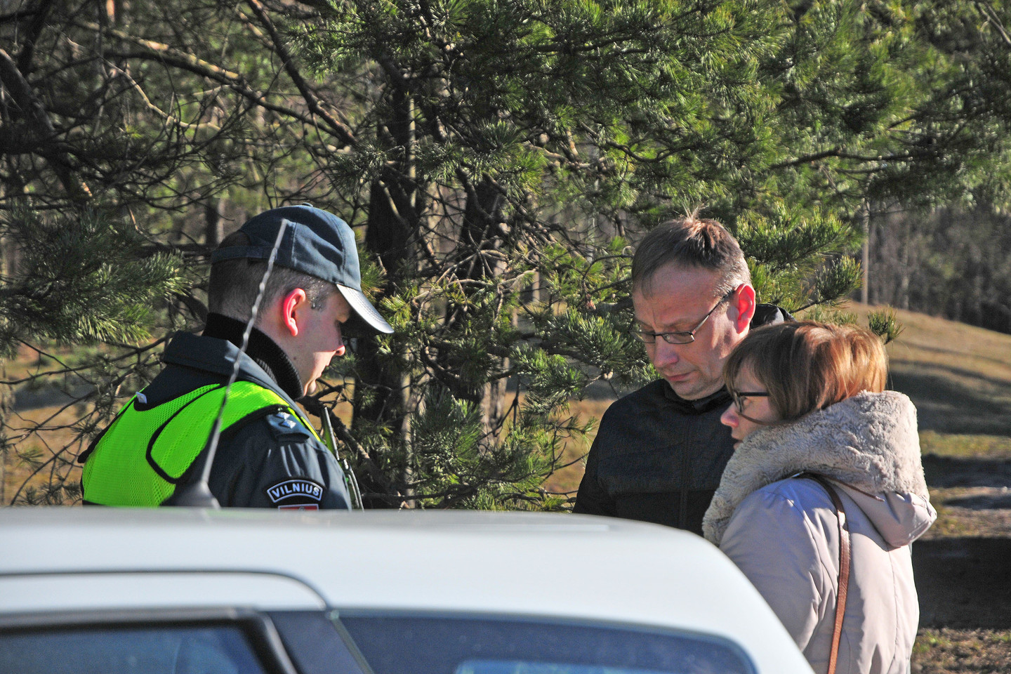 Automobilį „Nissan Note“ vairavęs D.Sveikata šeštadienio rytą Vilniuje buvo sustabdytas per sostinės kelių policijos reidą, paprašytas papūsti į alkotesterį, vyras pripūtė 0,66 prom.<br>A.Vaitkevičiaus nuotr.