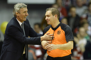 FIBA ruošia kirtį Eurolygos teisėjams: draus švilpti savo šalyse