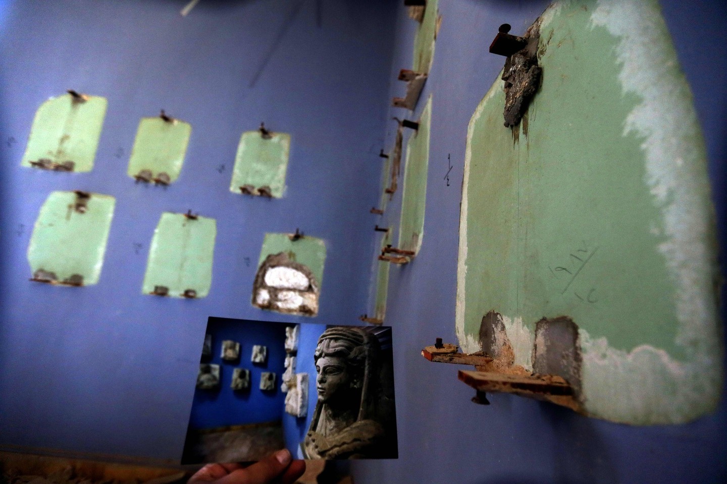 Istorinės Palmyros liekanos per dvejus metus pasikeitė.<br>AFP/“Scanpix“ nuotr.