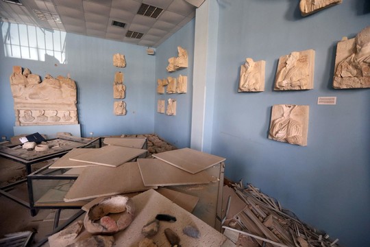 Dveji metai pakeitė Palmyros turtus.<br>AFP/“Scanpix“ nuotr.
